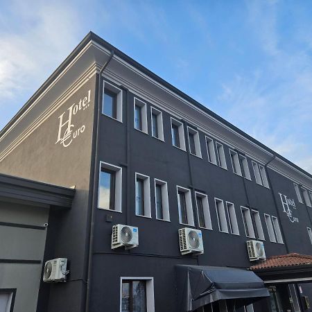 Hotel Euro Кастеньато Экстерьер фото