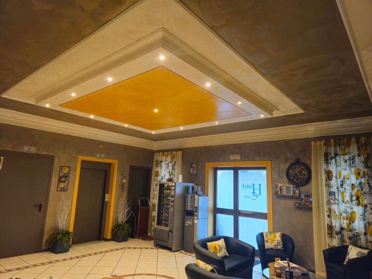 Hotel Euro Кастеньато Экстерьер фото